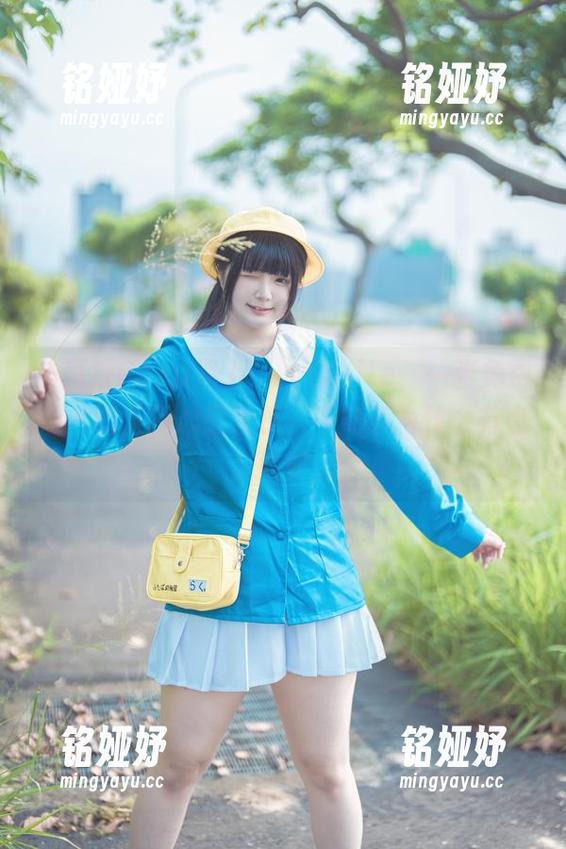 落落Raku 当落落Raku遇上LilyWhite,一张免费照片搞得我心里发痒,不知道为什么有点小嫉妒。
