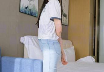 袜啵啵 - 小奶熊的写真大爆发——vans帆布鞋，一脚踏入的绚烂