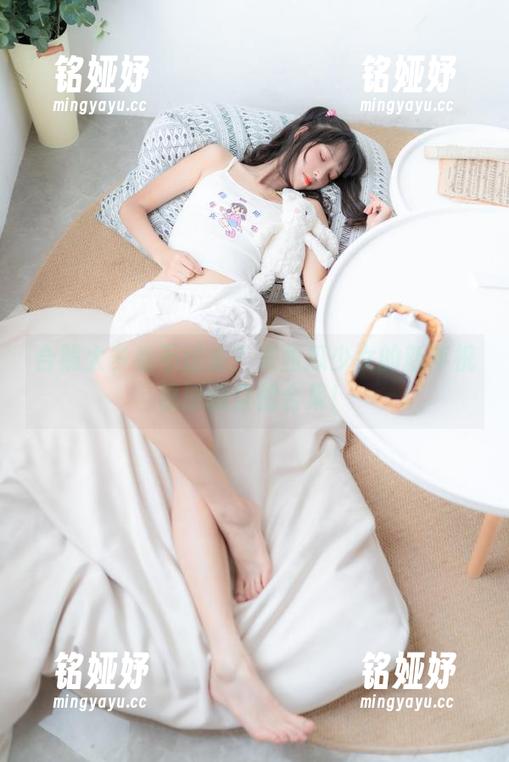 合照太多看不过来？来西瓜少女的新年祝福原创自拍合集！
