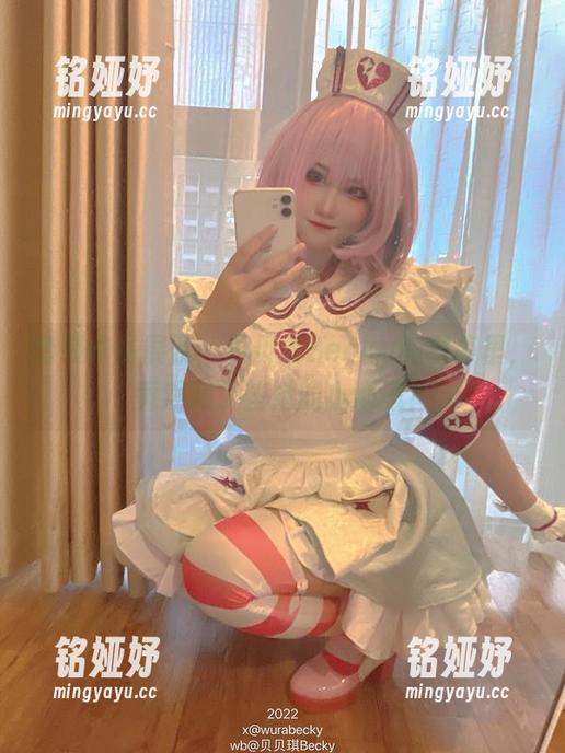 套装作品展示，贝贝琪Becky的图集里，竟然藏了些她的小心思？