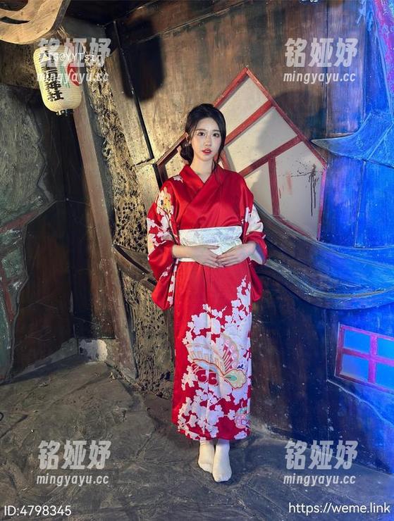 轩子巨2兔 微密圈 - 你看,这就是轩子巨2兔的私拍魔法——白色马油袜的季节性捣蛋!