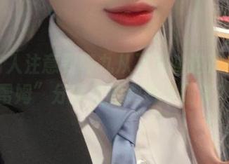 有没有人注意到阿九从不咕咕这次高清“雷姆”分享里的微妙小细节？