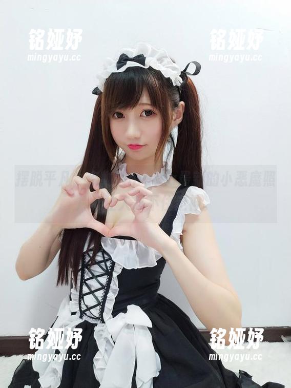 魔物喵nigisa 摆脱平凡,魔物喵nigisa最新的小恶魔照片,让人忍不住走神。